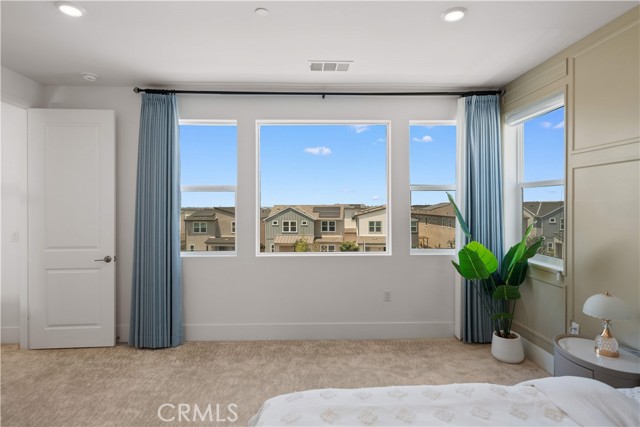 270 Sora, Irvine CA: https://media.crmls.org/medias/fcfe9aed-66d7-4218-a368-eb203a15378e.jpg