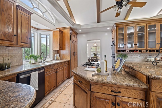 Detail Gallery Image 23 of 49 For 15155 El Soneto, Whittier,  CA 90605 - 3 Beds | 3 Baths