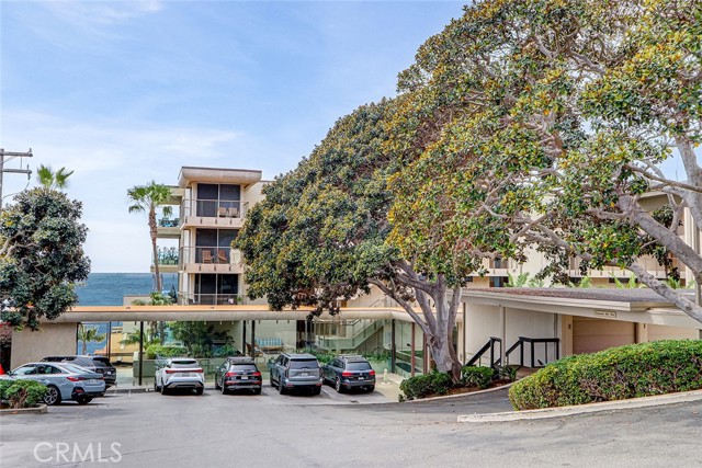 31755 Coast Hwy., Laguna Beach CA: https://media.crmls.org/medias/fcff8902-e00d-475a-9fa4-cb9d60fd13ca.jpg