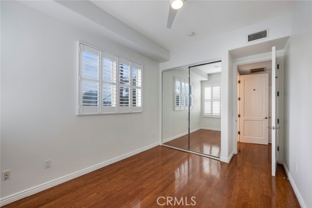 Detail Gallery Image 27 of 36 For 5027 Colfax Ave #1,  Valley Village,  CA 91601 - 3 Beds | 3 Baths