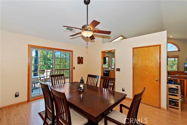 Detail Gallery Image 17 of 45 For 369 Pioneer Rd, Lake Arrowhead,  CA 92352 - 3 Beds | 2/1 Baths