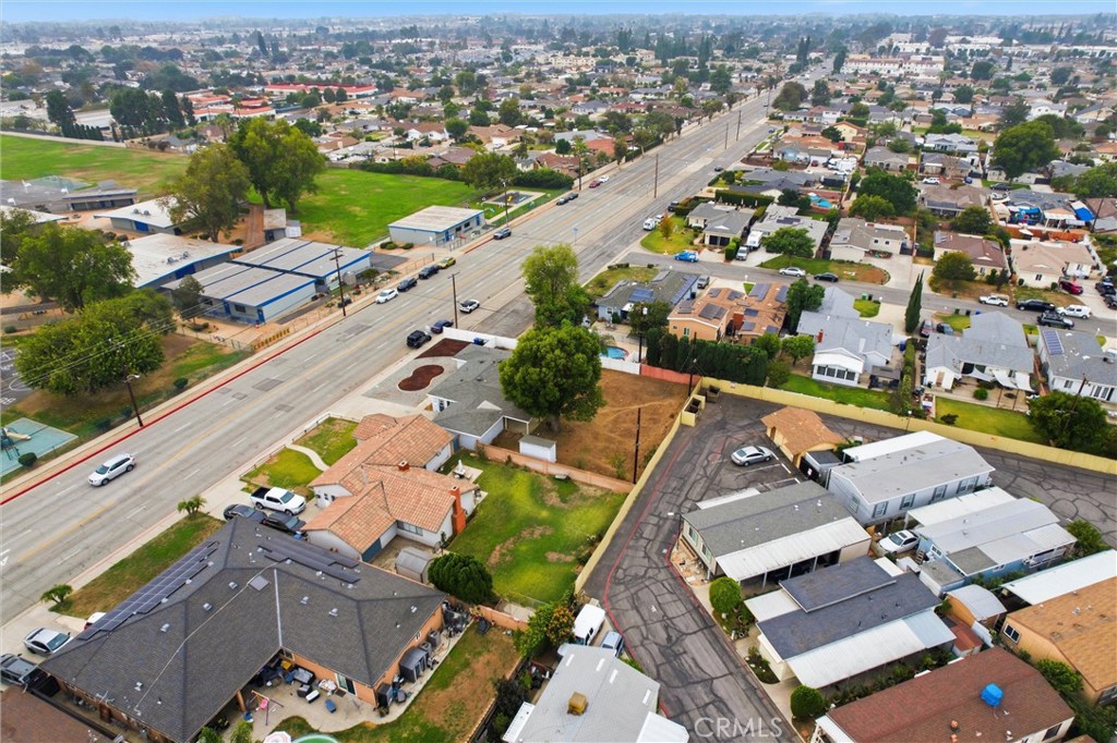 MLS #OC25259538 image #24