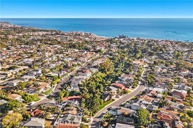 Detail Gallery Image 34 of 40 For 127 West Avenida De Los Lobos Marinos, San Clemente,  CA 92672 - 4 Beds | 2 Baths