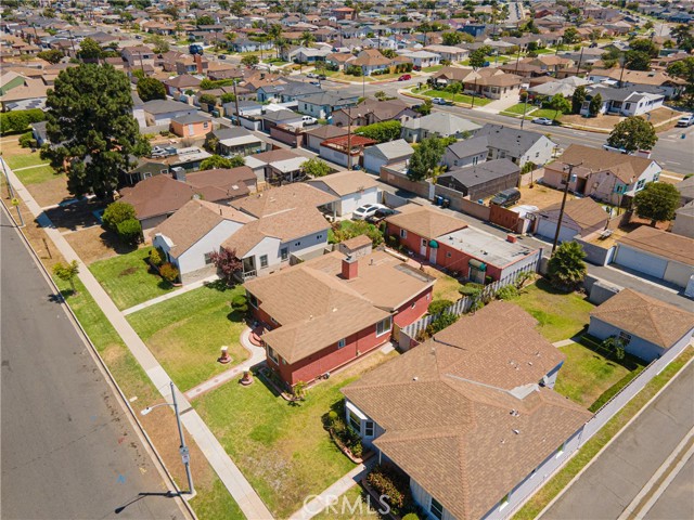 11028 Spinning Avenue, Inglewood CA: https://media.crmls.org/medias/fd01f73f-25dd-4afe-a066-21eb70954586.jpg