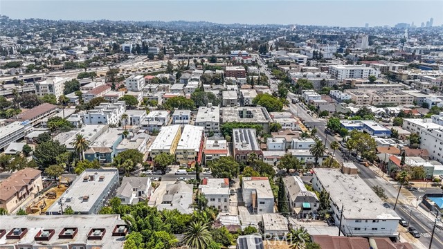 519 N Alexandria Avenue, Los Angeles CA: https://media.crmls.org/medias/fd026cd2-0be4-4b52-b184-383dcb91f34c.jpg