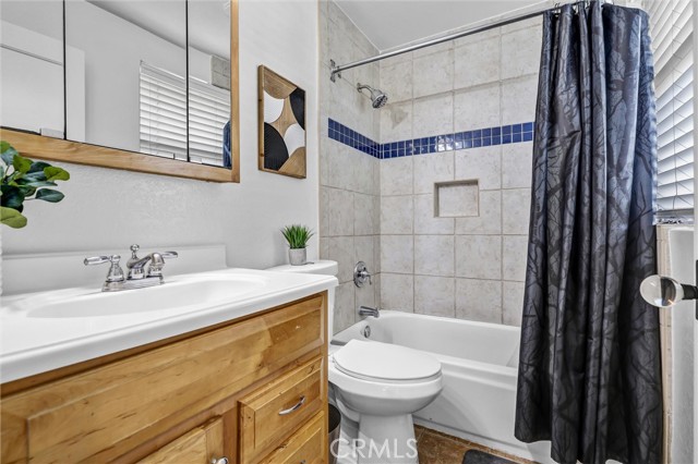 Detail Gallery Image 18 of 34 For 24 Encinitas Ct, Laguna Beach,  CA 92651 - 4 Beds | 2/1 Baths