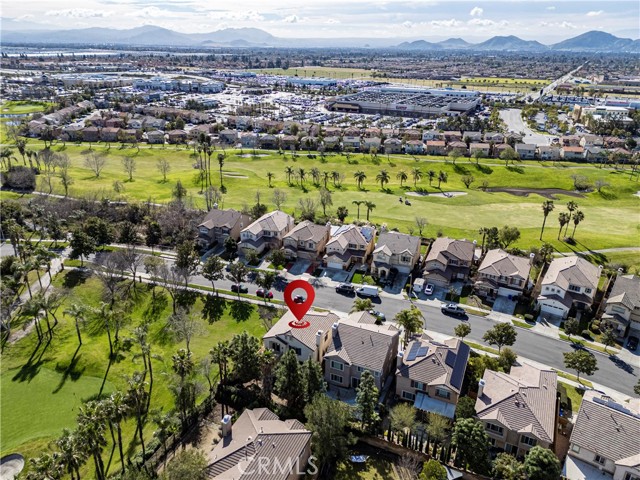 Detail Gallery Image 5 of 49 For 16498 Medinah, Fontana,  CA 92336 - 4 Beds | 2/1 Baths