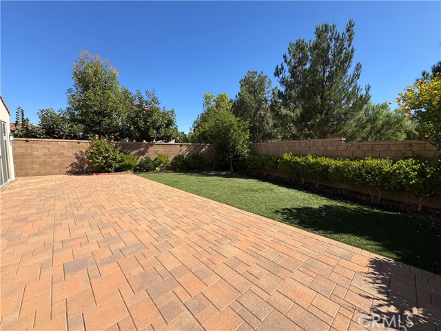 Detail Gallery Image 2 of 2 For 170 Hargrove, Irvine,  CA 92620 - 3 Beds | 2/1 Baths