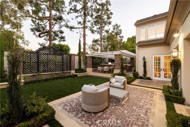 Detail Gallery Image 53 of 72 For 8 Gleneagles Dr, Newport Beach,  CA 92660 - 5 Beds | 5/1 Baths