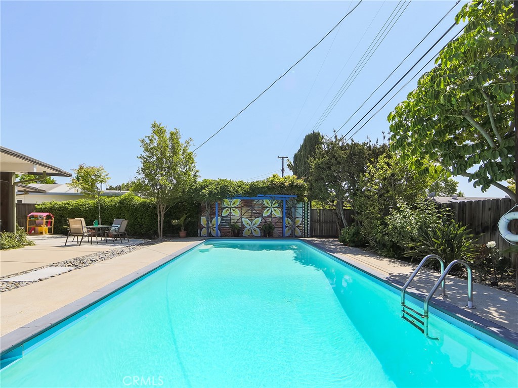 Fd03db99 A1cc 42b6 Bbfc 81fbec83488f