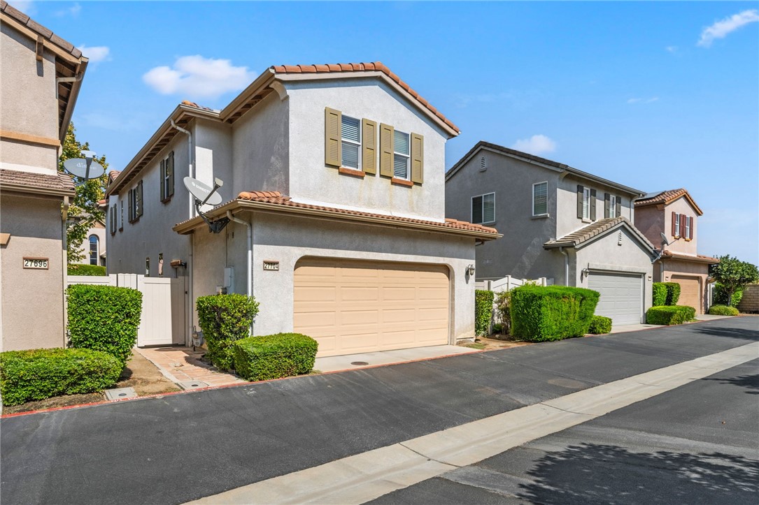 Detail Gallery Image 6 of 54 For 27704 Passion Flower Ct, Murrieta,  CA 92562 - 3 Beds | 2/1 Baths