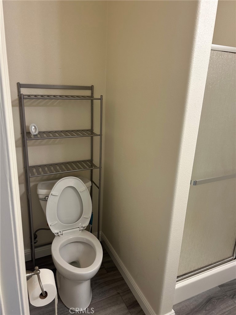 https://media.crmls.org/medias/fd05145f-978a-4d66-af3a-c4591dcb25ba.jpg?preset=X-Large