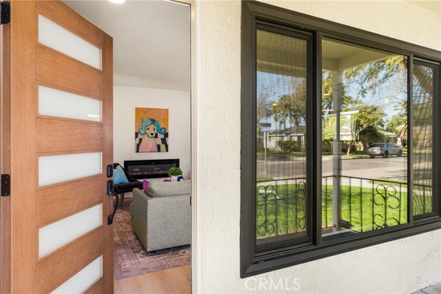 Image 3 of 69 For 1949 Chatwin Avenue