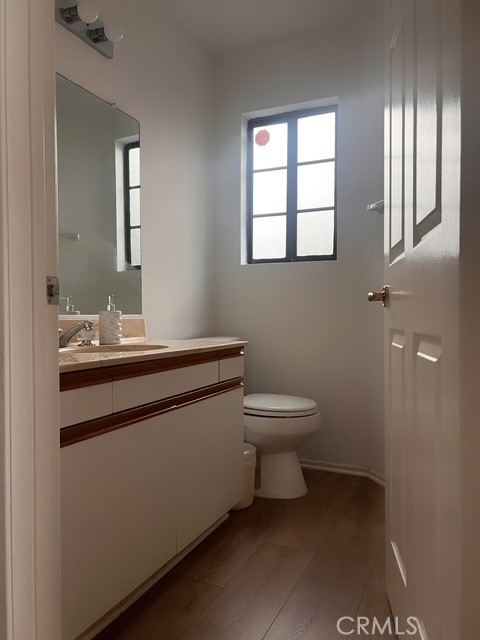 https://media.crmls.org/medias/fd058071-adb0-46d7-9203-661de4bbe2ea.jpg?preset=X-Large