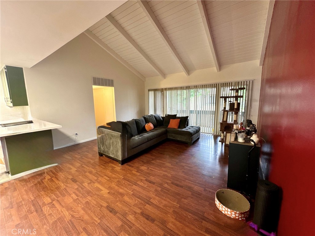 8601 International Avenue #271