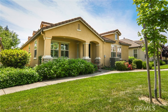 Detail Gallery Image 4 of 43 For 1336 Marseille Ln, Roseville,  CA 95747 - 3 Beds | 3 Baths