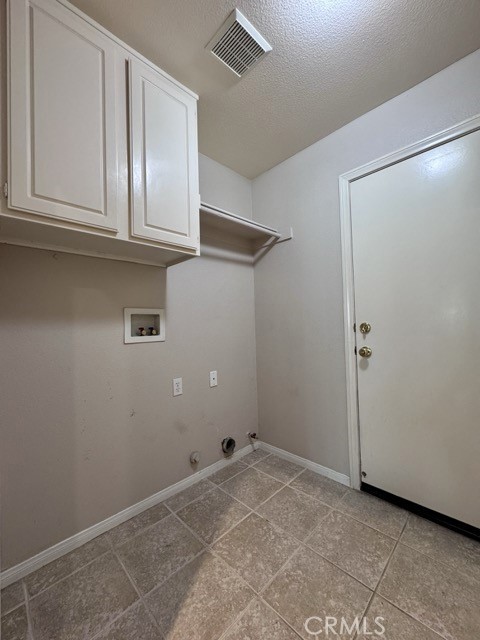 Detail Gallery Image 20 of 50 For 30906 Crystalaire Dr, Temecula,  CA 92591 - 4 Beds | 2/1 Baths