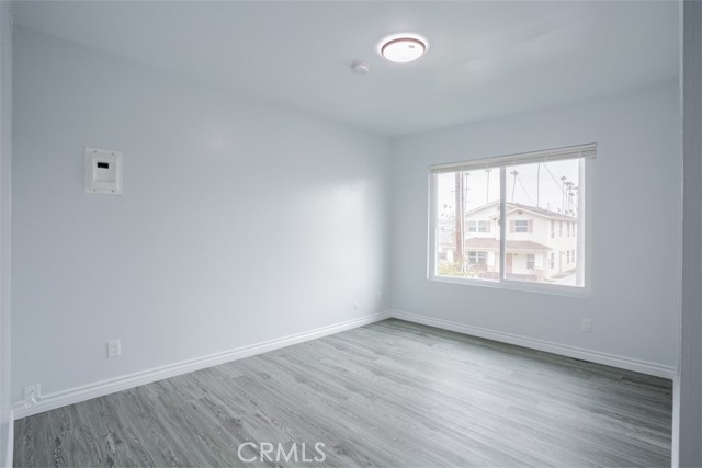 Detail Gallery Image 18 of 26 For 823 Lagoon, Wilmington,  CA 90744 - – Beds | – Baths