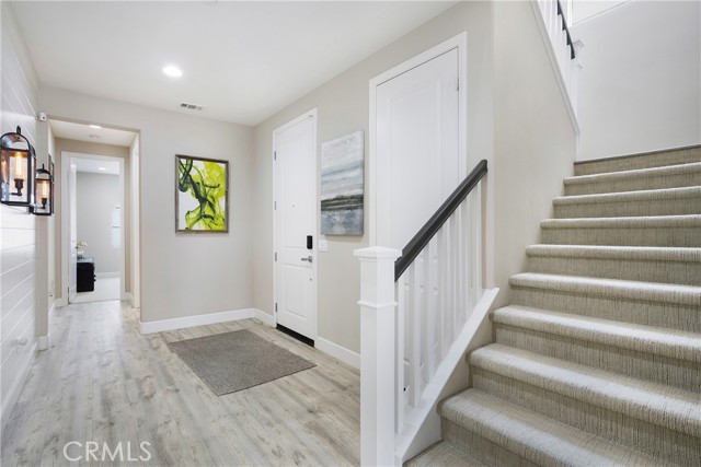 Image 4 of 35 For 5061 Kensington Avenue