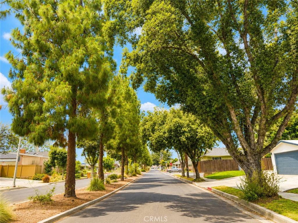 https://media.crmls.org/medias/fd08edba-df56-4aab-9884-0c06909834bb.jpg?preset=X-Large