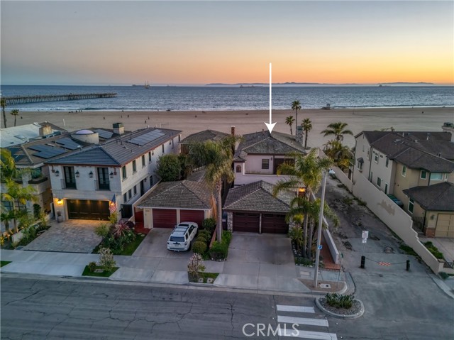Detail Gallery Image 3 of 20 For 600 Ocean Ave, Seal Beach,  CA 90740 - 6 Beds | 6 Baths