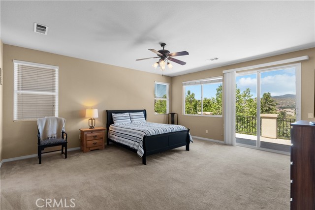 29266 Mission Trail Lane, Valencia CA: https://media.crmls.org/medias/fd09938f-69e3-4d46-8ab5-1843777c0c28.jpg