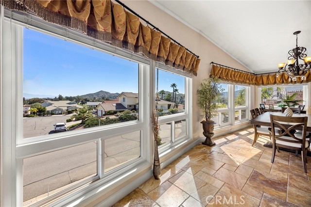 Detail Gallery Image 11 of 48 For 30663 Champion, Canyon Lake,  CA 92587 - 3 Beds | 2 Baths