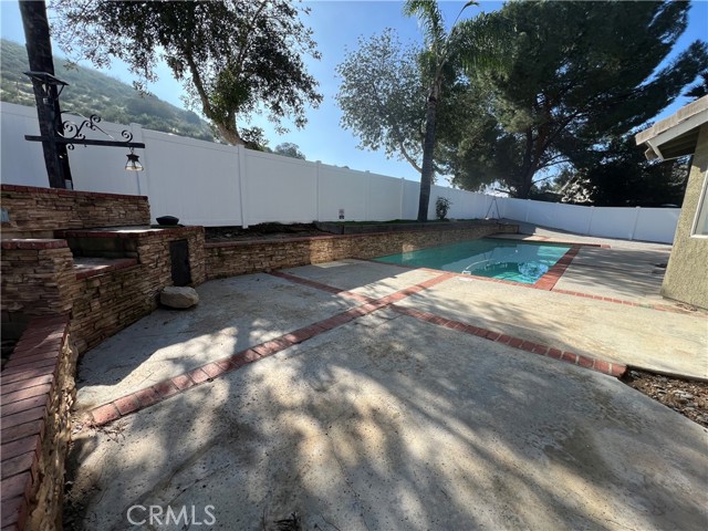 Detail Gallery Image 12 of 14 For 3531 Cherry Blossom, Lake Elsinore,  CA 92530 - 3 Beds | 2/1 Baths