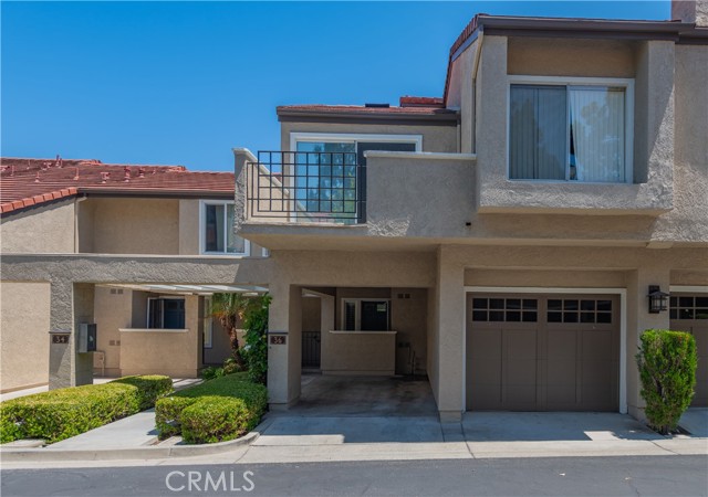 Detail Gallery Image 2 of 22 For 36 Stanford Ct #18,  Irvine,  CA 92612 - 2 Beds | 1/1 Baths