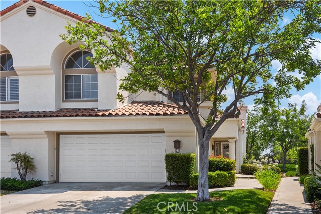 33 Calle Maria, Rancho Santa Margarita CA: https://media.crmls.org/medias/fd0c1ec8-d52c-43b5-889d-fcfd37df4511.jpg