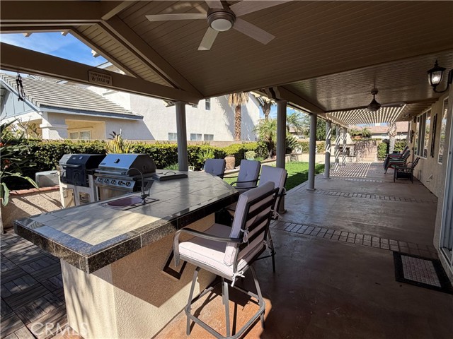 Detail Gallery Image 19 of 27 For 5793 Territory, Corona,  CA 92880 - 4 Beds | 3 Baths