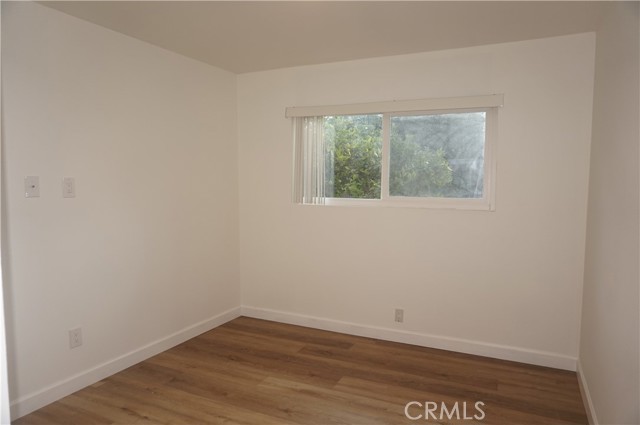 Detail Gallery Image 15 of 32 For 19602 Roderick Ln, Huntington Beach,  CA 92646 - 4 Beds | 2 Baths