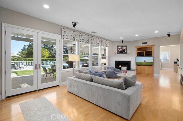 Detail Gallery Image 15 of 75 For 4160 New Hampshire Ave, Claremont,  CA 91711 - 6 Beds | 6 Baths