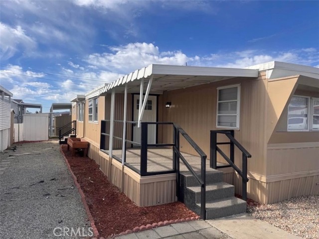 Detail Gallery Image 2 of 15 For 260 N Lyon Ave #59,  Hemet,  CA 92543 - 2 Beds | 1 Baths