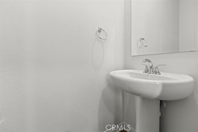Detail Gallery Image 6 of 15 For 4197 E Carmel Privado, Ontario,  CA 91761 - 3 Beds | 2/1 Baths