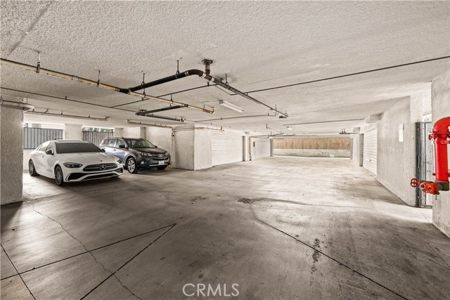 Detail Gallery Image 33 of 40 For 4021 182nd #H, Torrance,  CA 90504 - 3 Beds | 2/1 Baths