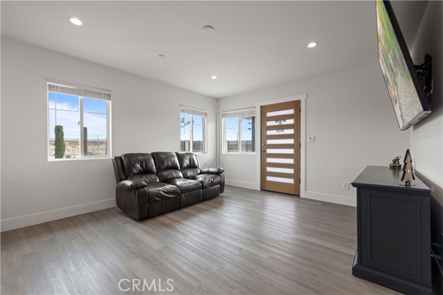 Detail Gallery Image 19 of 43 For 13857 E G Ave, Lancaster,  CA 93535 - 2 Beds | 2 Baths