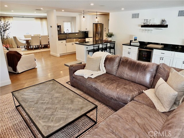 Detail Gallery Image 13 of 35 For 2443 Fordham, Costa Mesa,  CA 92626 - 4 Beds | 2/1 Baths