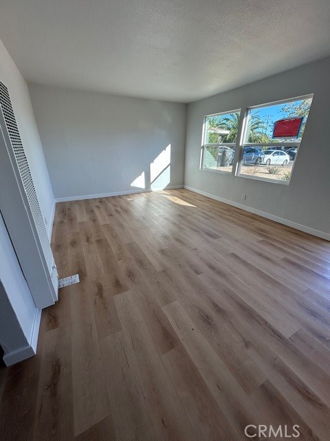 Detail Gallery Image 4 of 22 For 4862 Lincoln, Chino,  CA 91710 - 3 Beds | 2 Baths