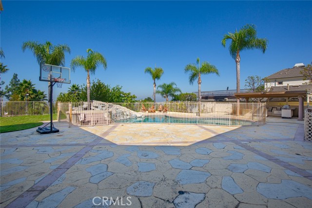 Image 11 of 70 For 4741 Copa De Oro Drive