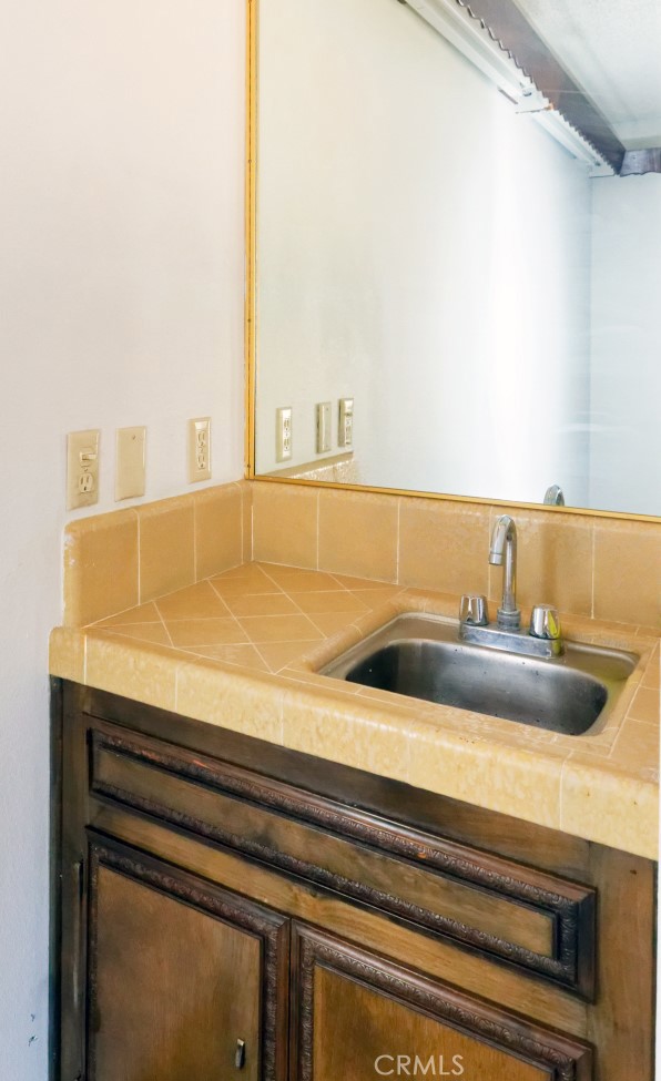 Detail Gallery Image 23 of 45 For 15490 Mondamon, Apple Valley,  CA 92307 - 4 Beds | 2 Baths