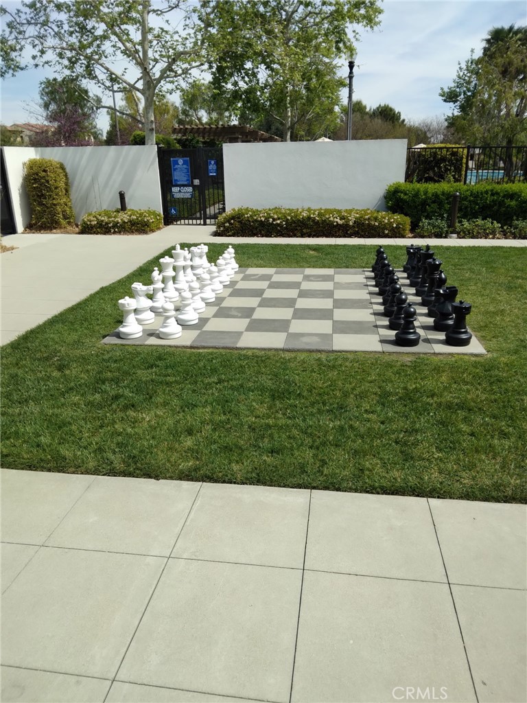 https://media.crmls.org/medias/fd1191dc-0926-42a4-9575-7974bfc5199d.jpg?preset=X-Large