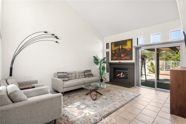 7 Cascada, Rancho Santa Margarita CA: https://media.crmls.org/medias/fd119d6b-ac59-47f8-87fe-3d517cad9026.jpg