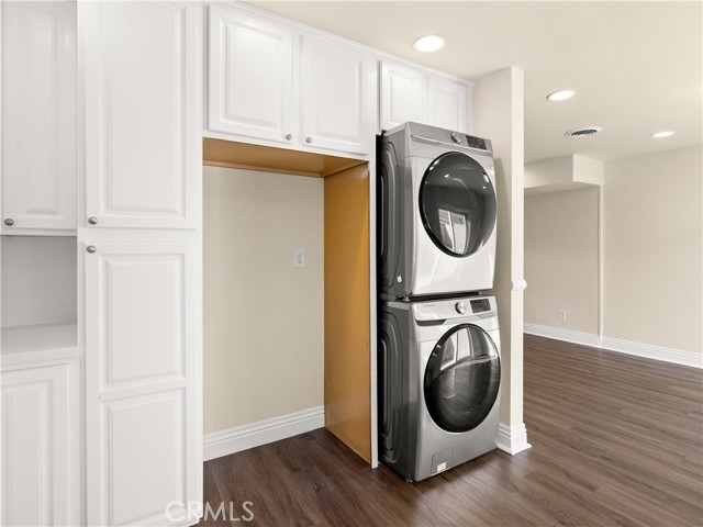 Detail Gallery Image 10 of 46 For 19905 Keswick, Huntington Beach,  CA 92646 - 3 Beds | 2/1 Baths