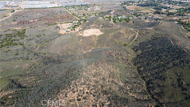 0 Rocky Bluff Rd, Perris CA: https://media.crmls.org/medias/fd11dcc7-2926-4ca4-8e2f-aa01e67a5994.jpg