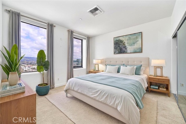 Detail Gallery Image 2 of 27 For 3810 Wilshire #1904,  Los Angeles,  CA 90010 - 2 Beds | 2 Baths