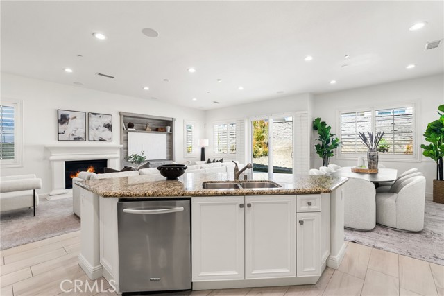 3913 Congressional Court, Yorba Linda CA: https://media.crmls.org/medias/fd131788-159a-4889-96fb-bee55959fe6d.jpg