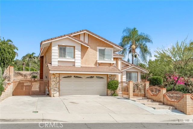 Detail Gallery Image 2 of 22 For 752 Colusa Dr, Walnut,  CA 91789 - 4 Beds | 3 Baths