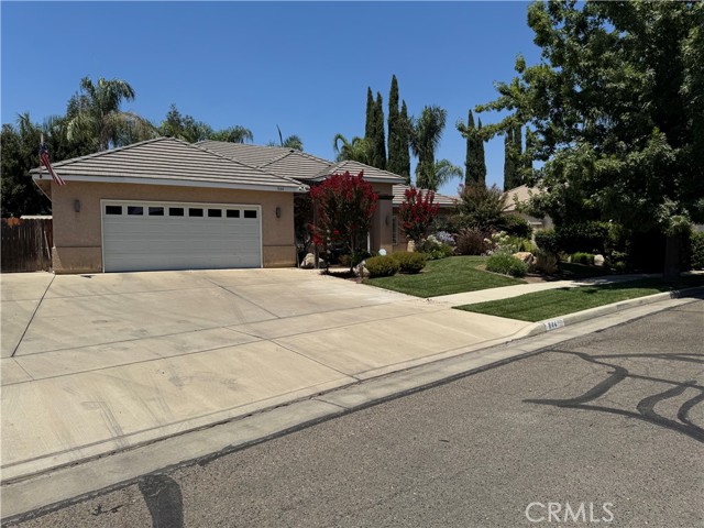 Listing Details for 844 Park Place Drive, Exeter, CA 93221