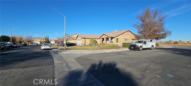 Detail Gallery Image 3 of 4 For 38212 Grant Dr, Palmdale,  CA 93552 - 4 Beds | 2 Baths